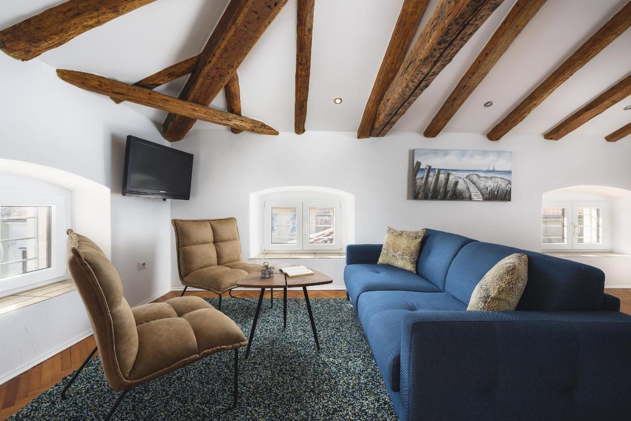 Urban Loft Old Town Porec Esterno foto